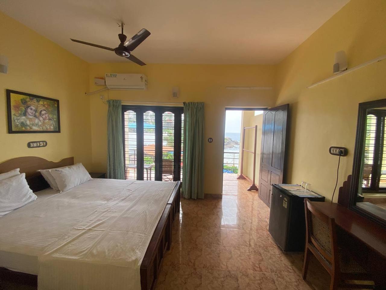 Karma Beach Resort Kovalam Habitación foto